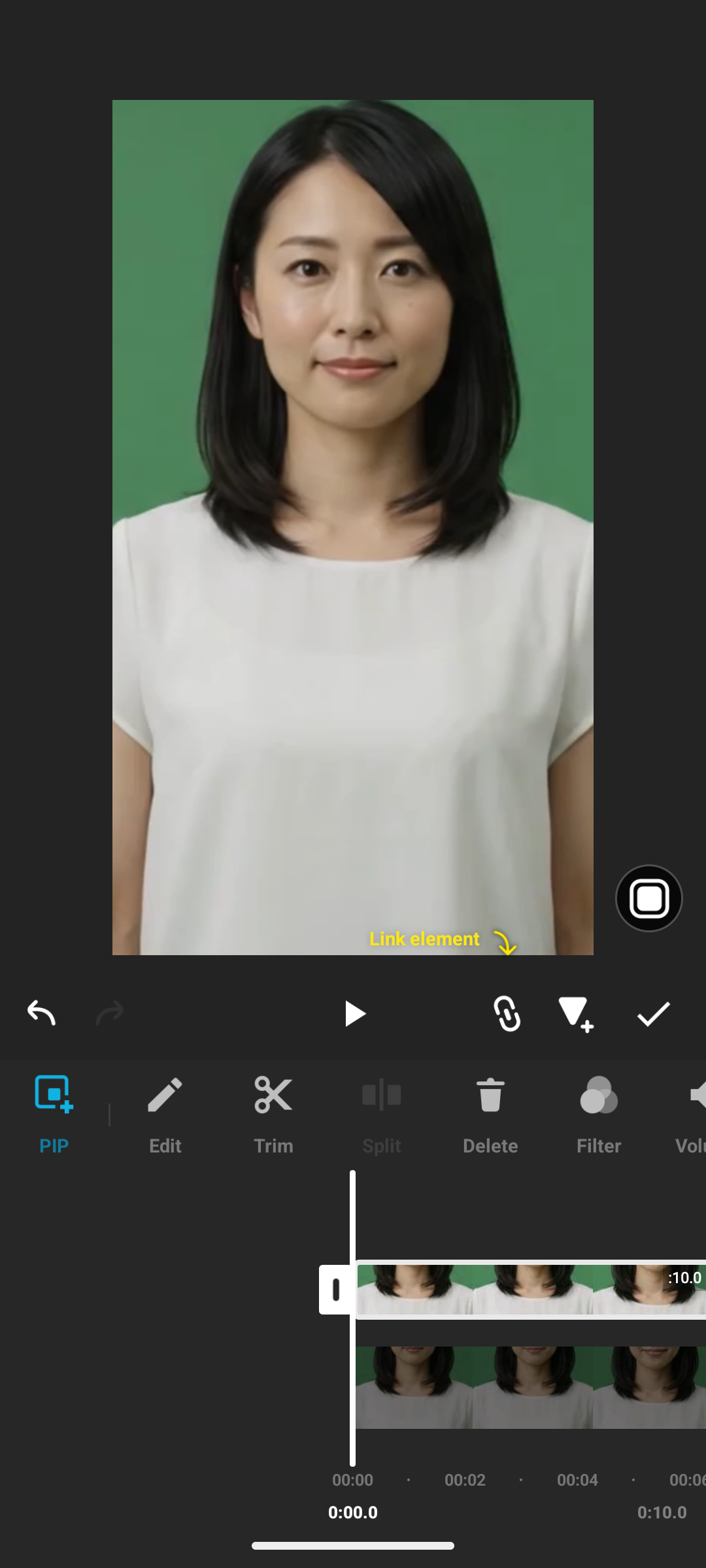 InShotのPIP機能で背景ぼかし用に元動画と同じ人物動画を重ねた編集画面